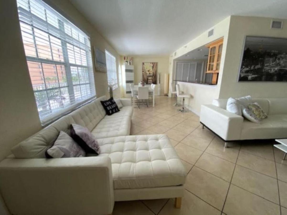 Oceanview Large Dream Condo With 2Bd/2B In Clearwater Beach Exteriér fotografie